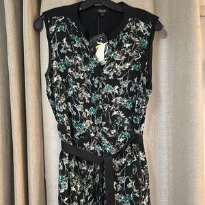 NWT beautiful Simply Vera black dress with teal and white flowers 12